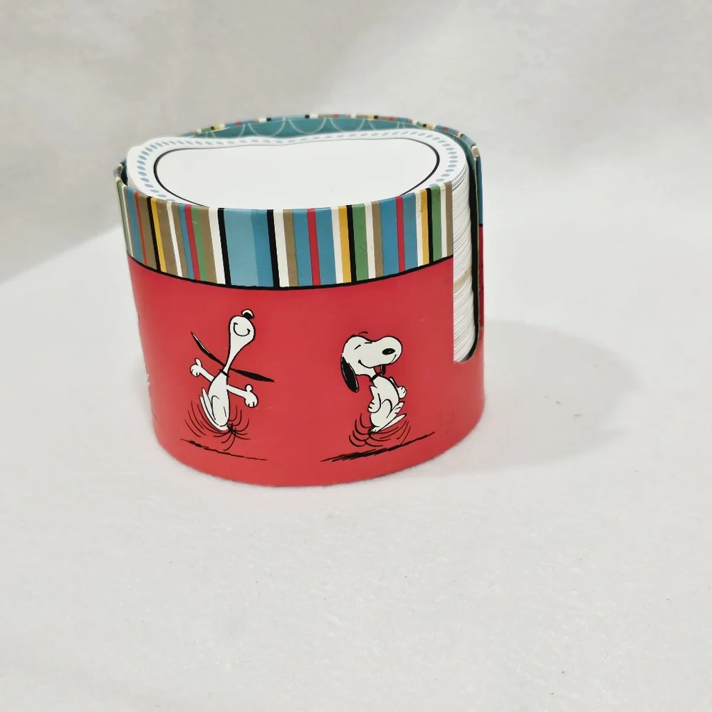 Hallmark Stationary Memo Cady Peanuts Themed